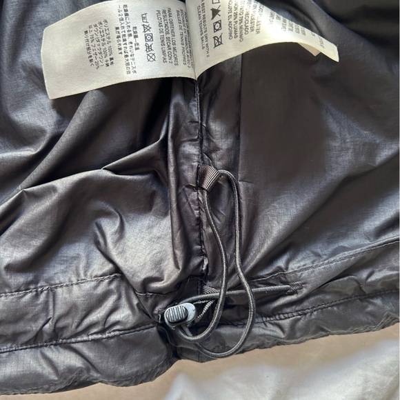 Patagonia Men’s Puffer Down Jacket - Picture 10 of 16